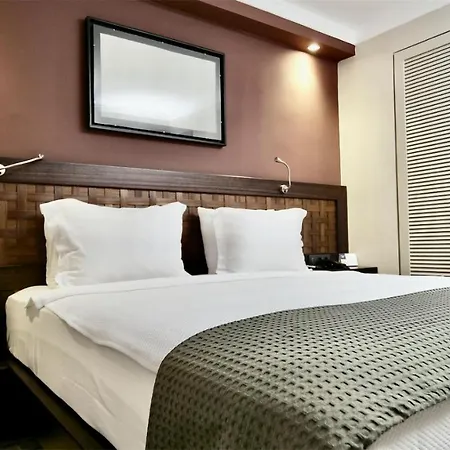 Resa Hotel *